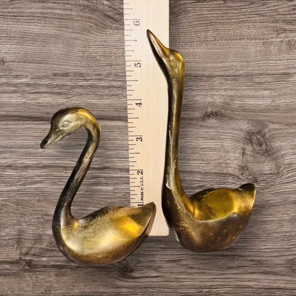 MCM Hammond LA Vintage Brass Swans Statue Figurine - Picture 3 of 7